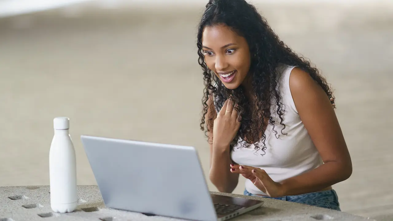 What Makes a Great First Message? Examples That Work